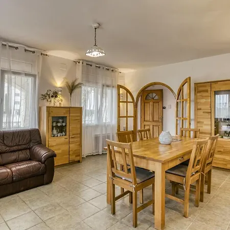 Casa Elena *