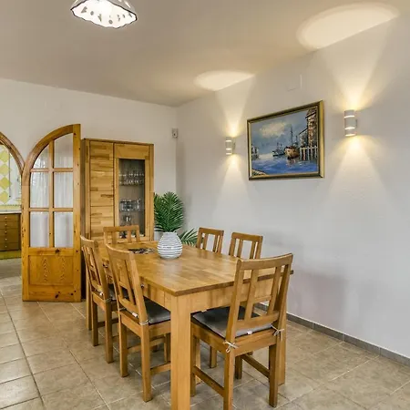 Holiday home Casa Elena